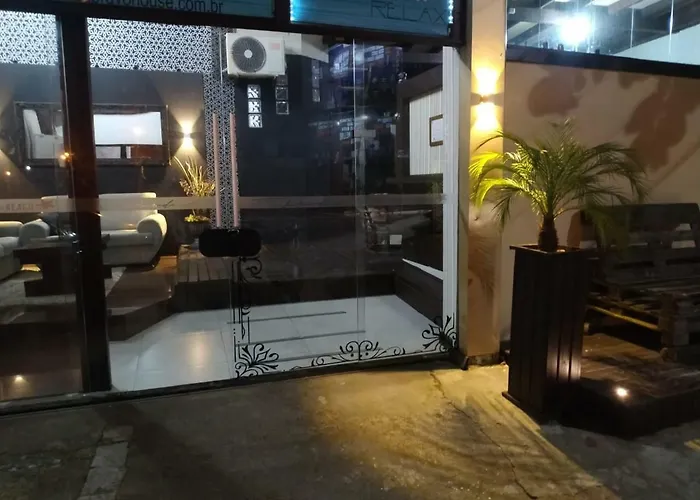 Pousada Bravo House Balneário Camboriú